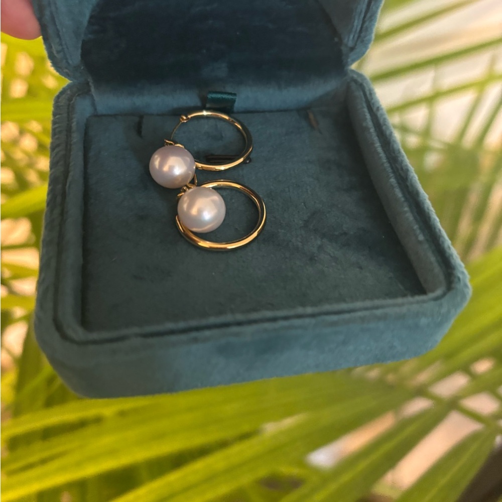 Elegant silver  Pearl Hoop Earrings